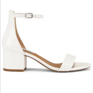 NWT Steve Madden Irenee sandals sz 7.5